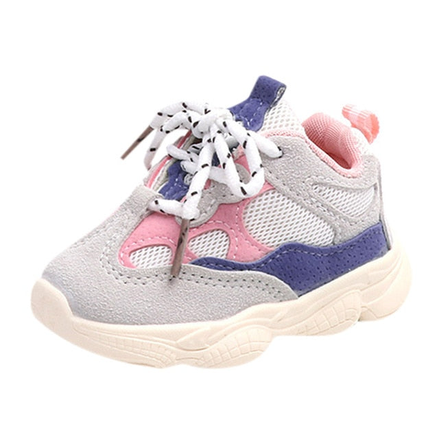 Children's soft bottom color matching sports shoes